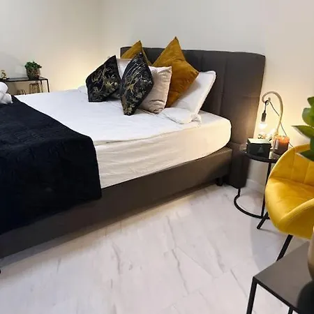 Wellness Studio With Sauna And Jacuzzi Tiel